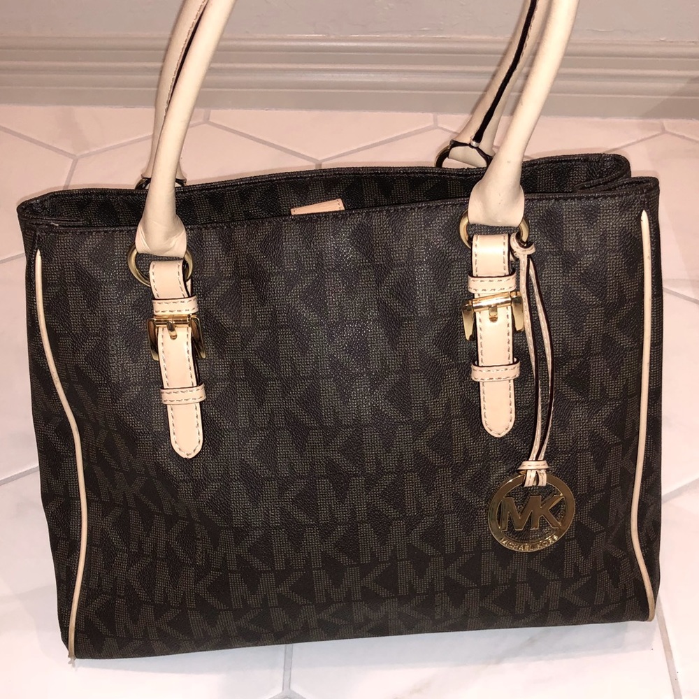 Micheal Kors Bag